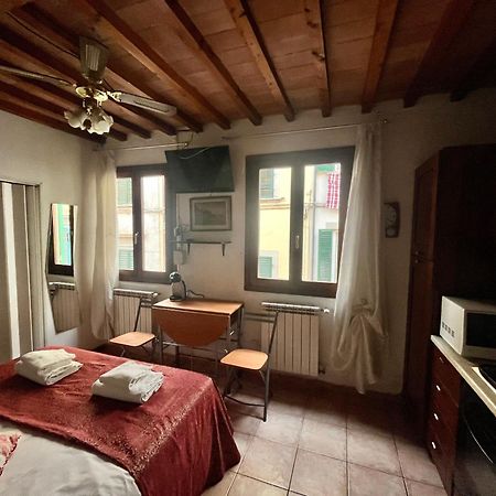 Mini Studio Very Central Close To The Train Station Florencja Zewnętrze zdjęcie