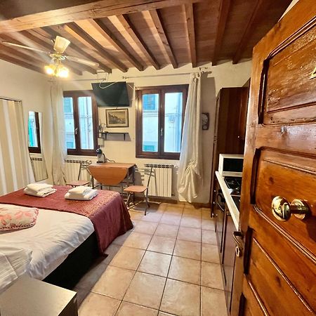 Mini Studio Very Central Close To The Train Station Florencja Zewnętrze zdjęcie